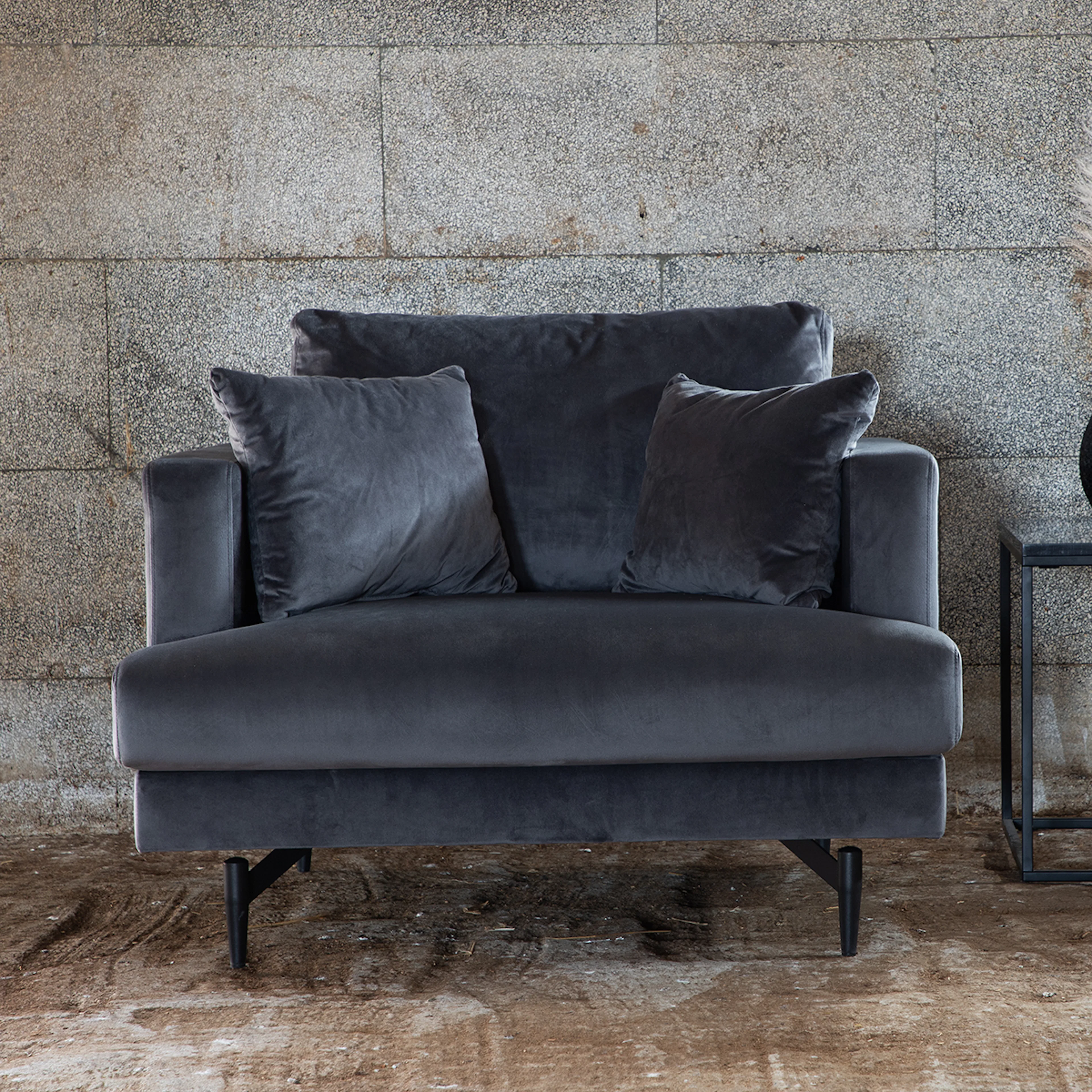 Fåtölj Venture Home Sofia Sammet