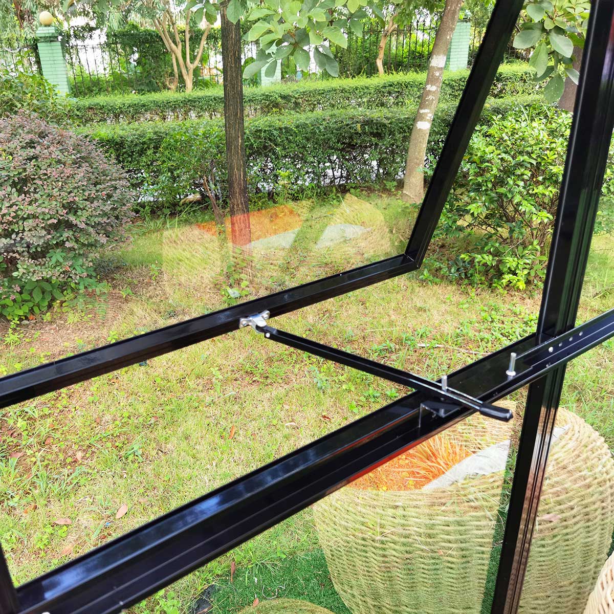 Växthus/Orangeri Metalcraft Hexagon Svart Aluminiumstomme med UV-Skyddat & Härdat Säkerhetsglas, 12,6 m²