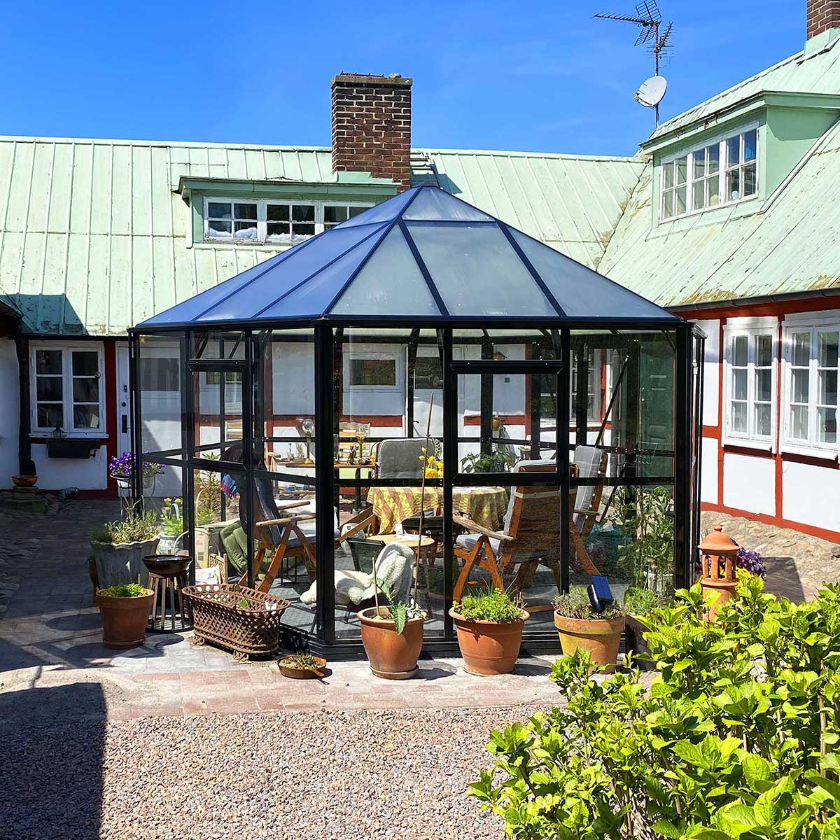 Växthus/Orangeri Metalcraft Hexagon Svart Aluminiumstomme med UV-Skyddat & Härdat Säkerhetsglas, 12,6 m²