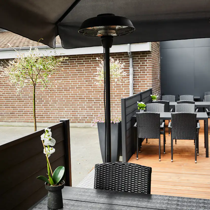 Terrassvärmare HORTUS 2100W Golvmodell HA Svart