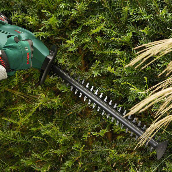 Häcksax Bosch Power Tools Easy HedgeCut 18V 2,0AH AL1810CV