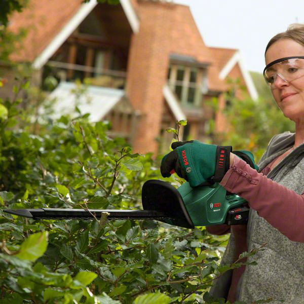 Häcksax Bosch Power Tools Easy HedgeCut 18V 2,0AH AL1810CV