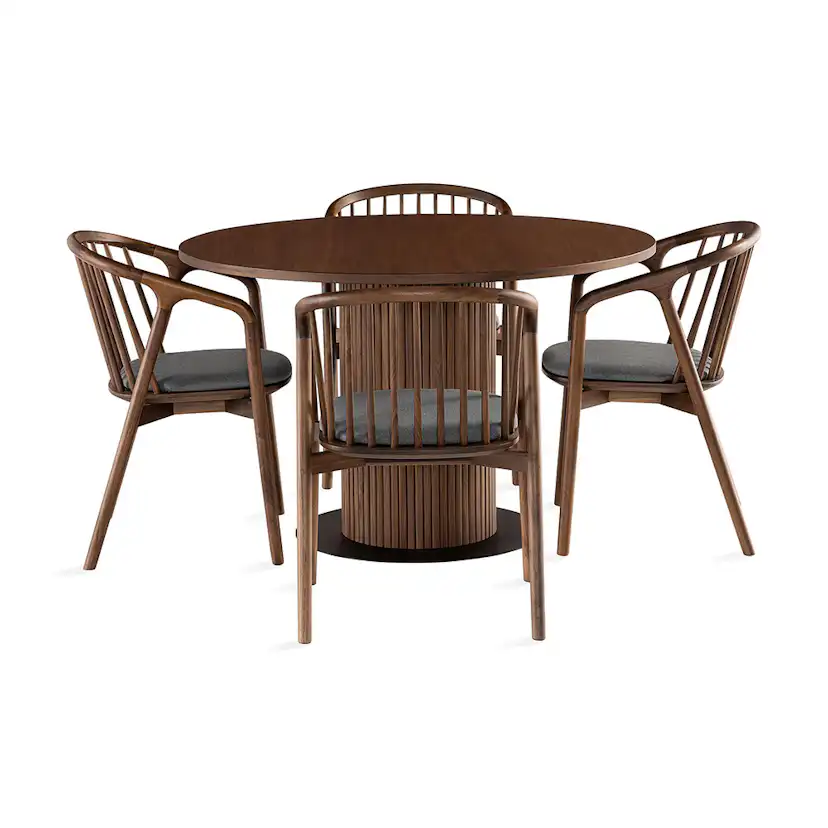 Matgrupp In Living Noira med 4 Ferike Karmstolar