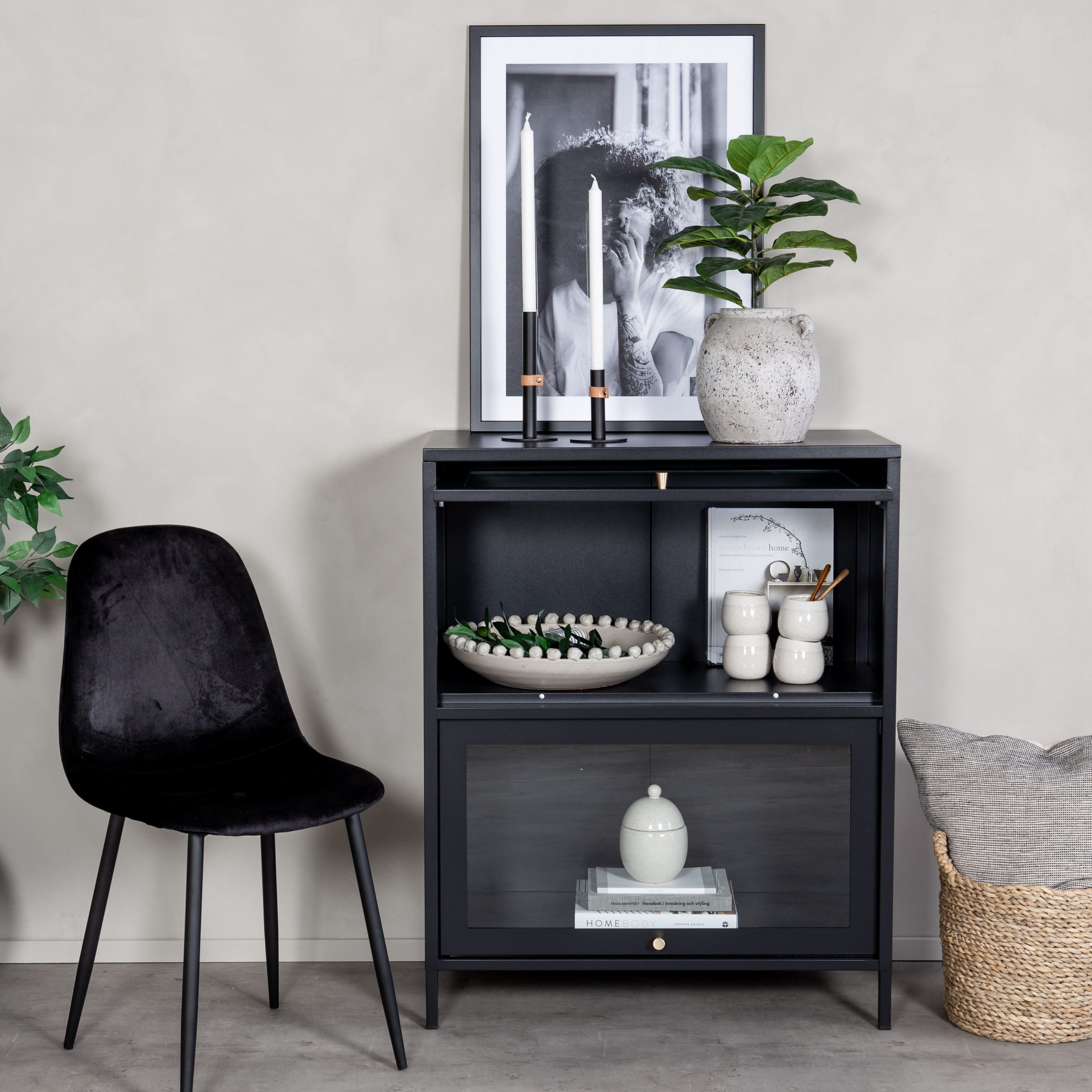 Skåp Venture Home Bakal