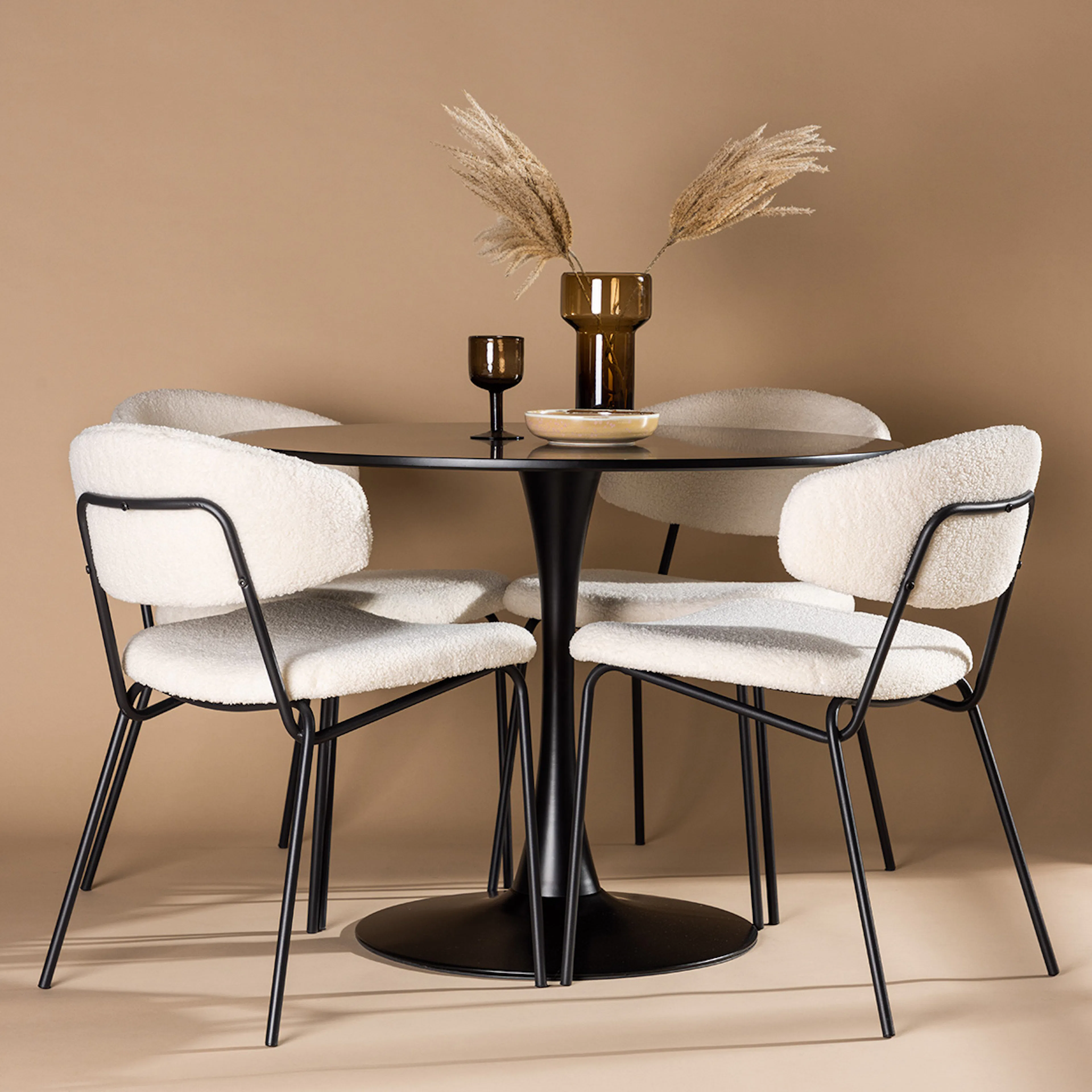 Matgrupp Venture Home Glade Ø 100 cm med 4 Chico Stolar