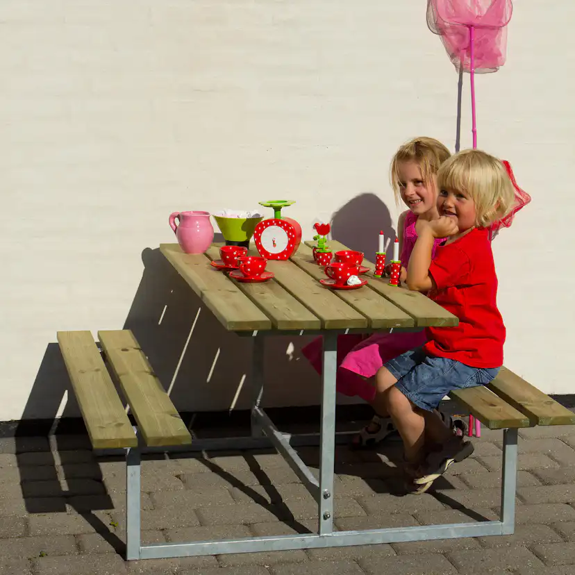 Barnmöbel PLUS Basic Utomhus