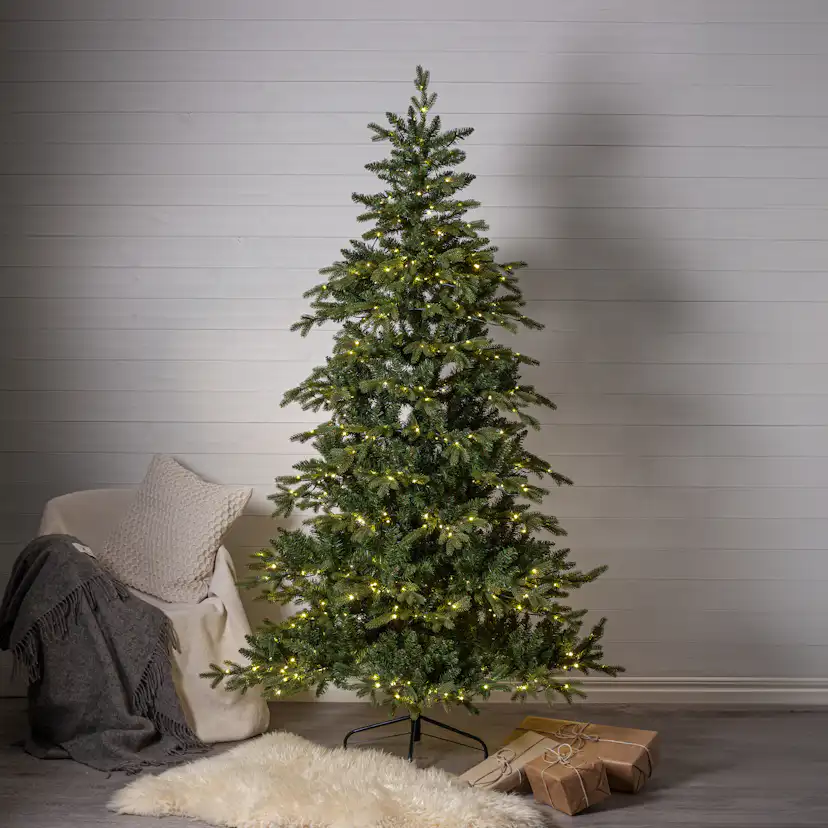 Plastgran Star Trading Larvik med LED-belysning 210 cm