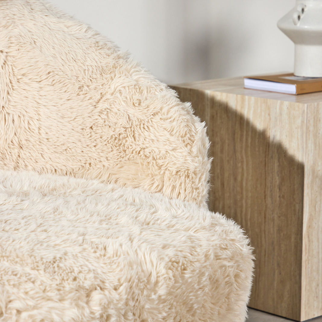 Fåtölj Venture Home Astru Konstpäls