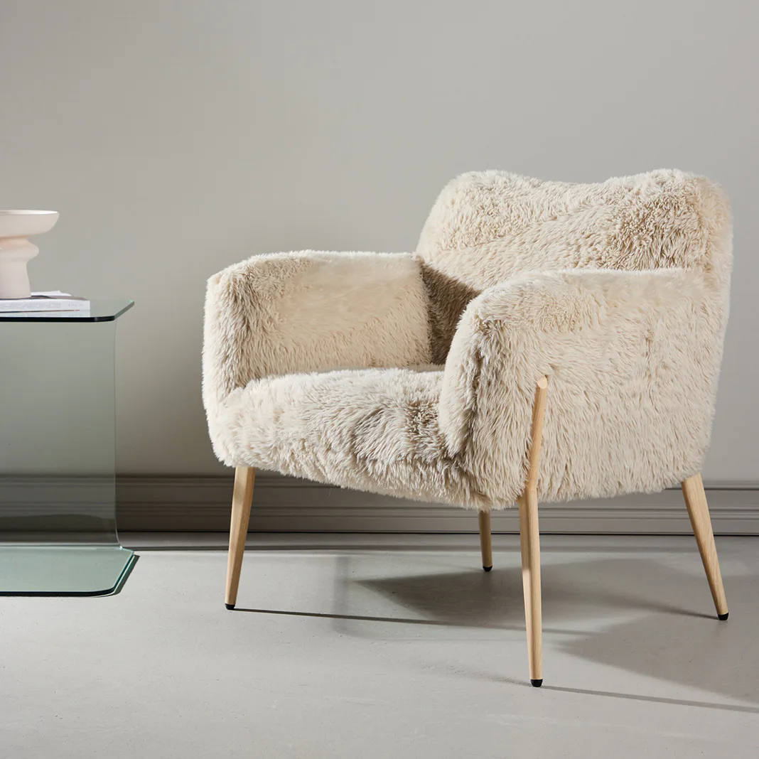 Fåtölj Venture Home Zenzi Konstpäls