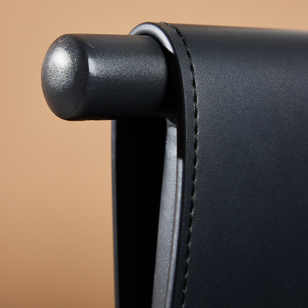 Fåtölj Vind Bjäre Konstläder