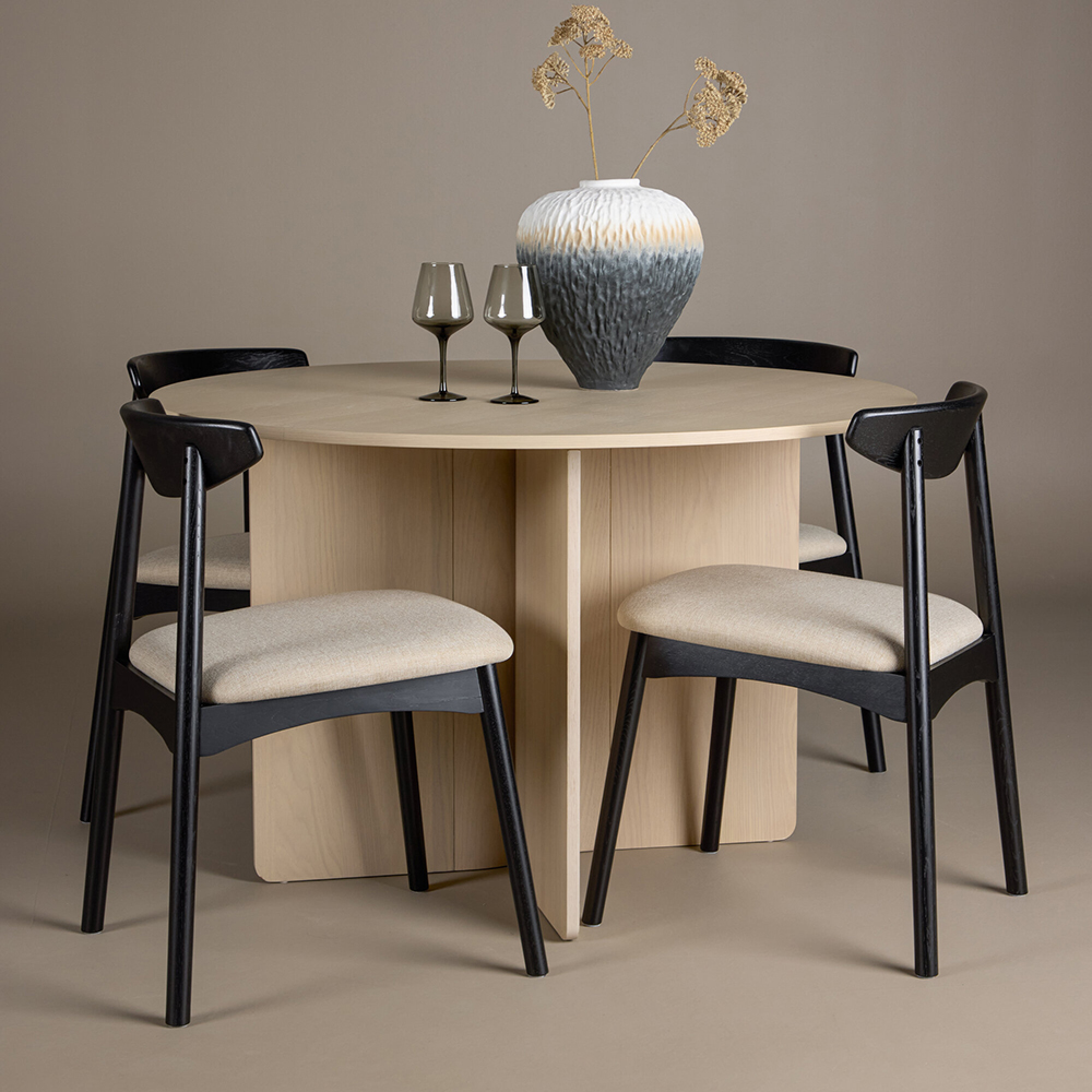 Matgrupp Venture Home Tyresö Ø120 cm med 4 Ven Stolar