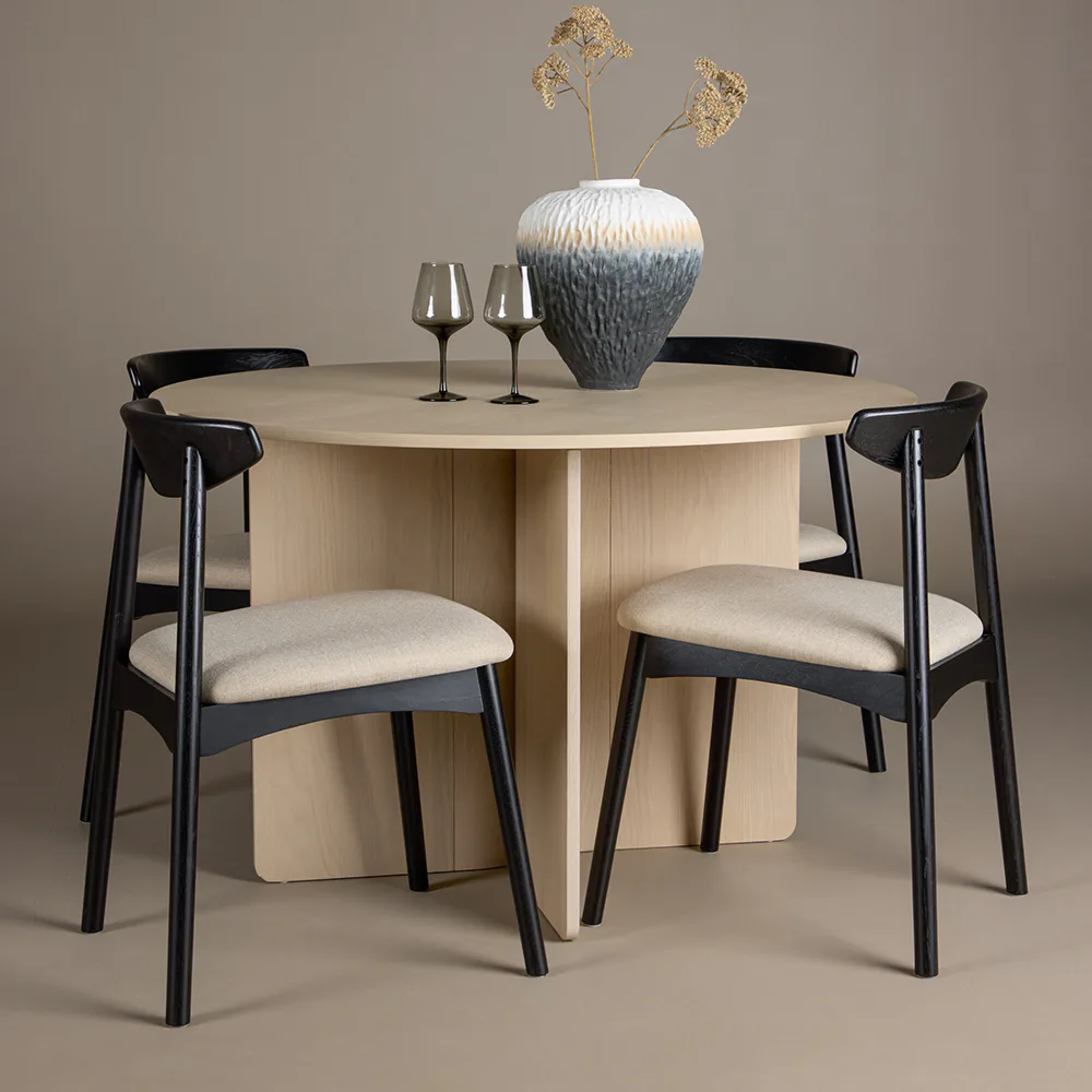 Matgrupp Venture Home Tyresö Ø120 cm med 4 Ven Stolar