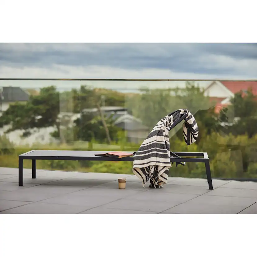 Solsäng Hillerstorp Hånger Svart Ställbar