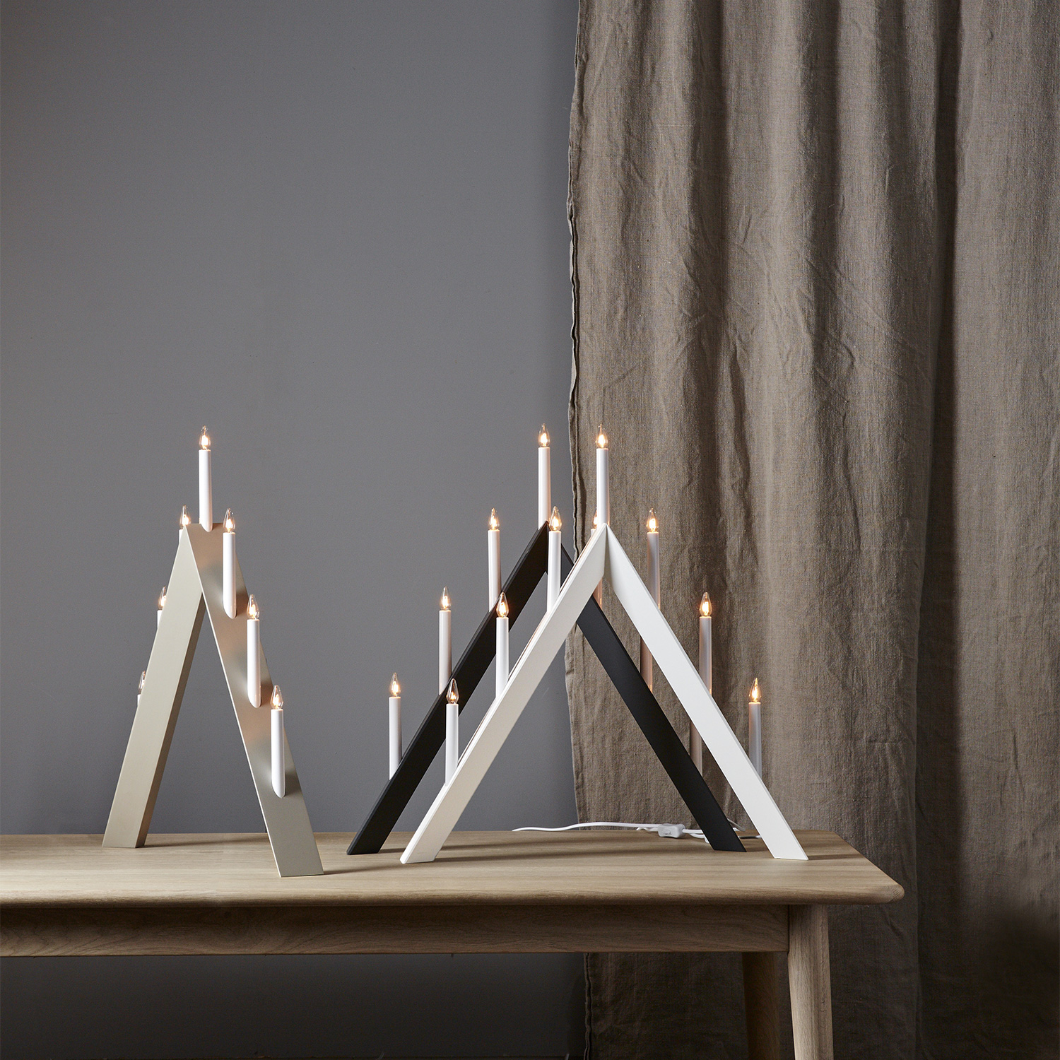 Adventsljusstake Star Trading Arrow 64 cm 7L