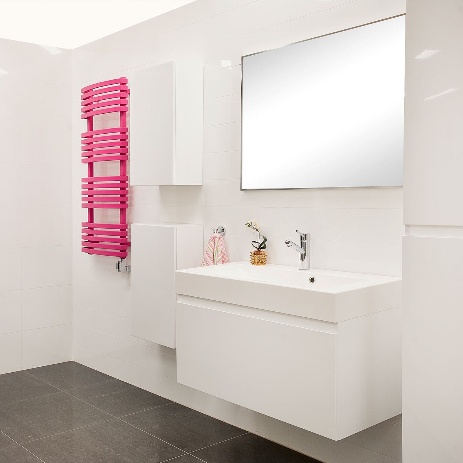 Väggskåp Arredo Malin 40