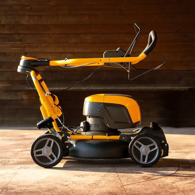 Gräsklippare Stiga 500-Serien Multiclip 547E S Med Batteri & Laddare