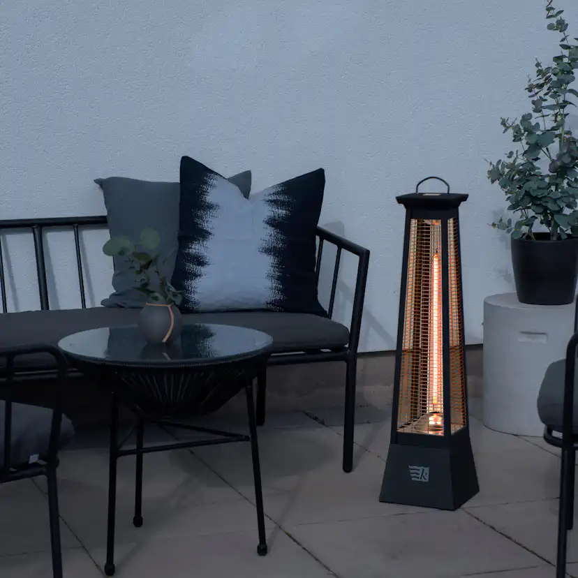 Infravärmare Gnosjö Klimatprodukter 3012.200 Svart, Effektiv Terrassvärmare för Uteplatsen