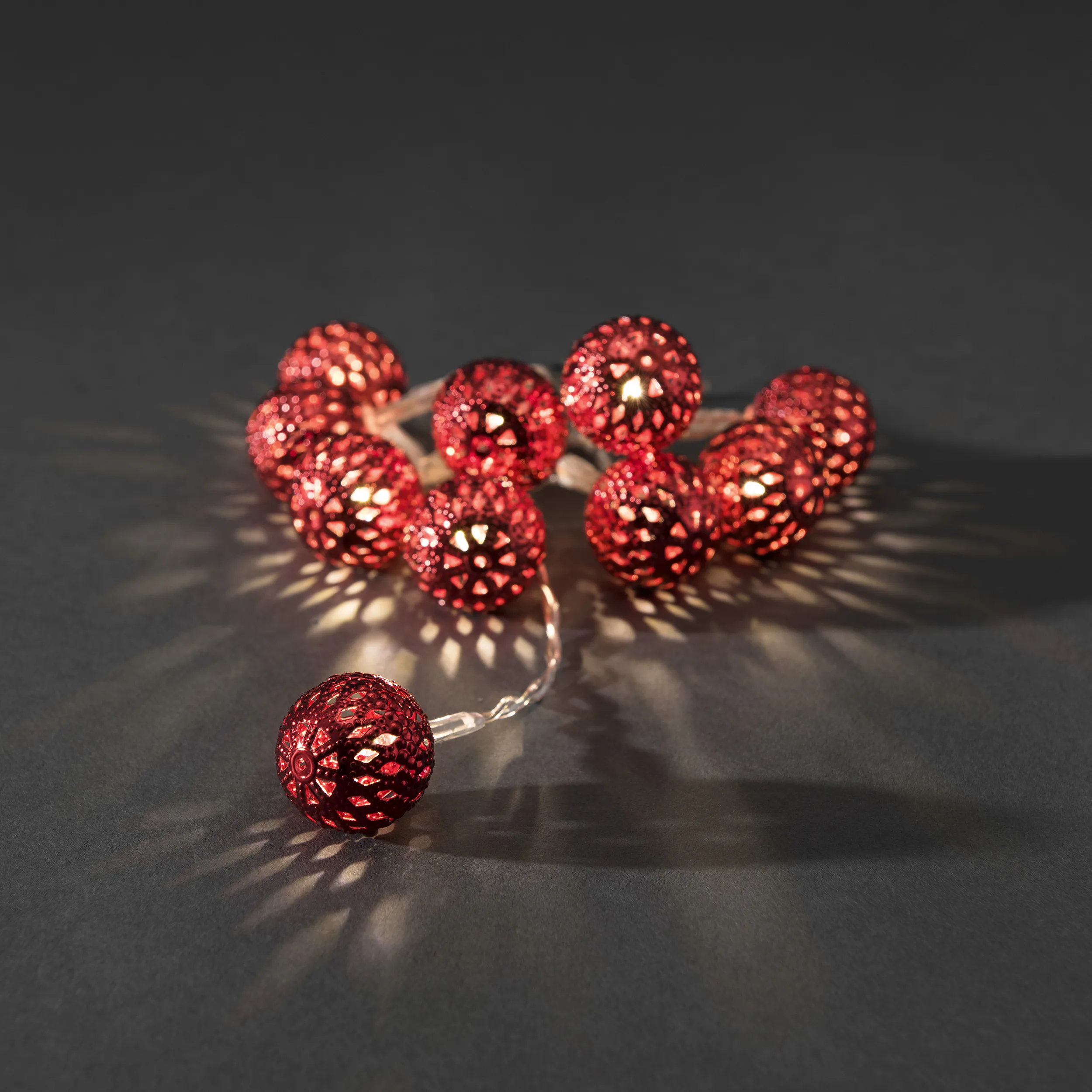 Ljusslinga Gnosjö Konstsmide 10 Metallbollar LED