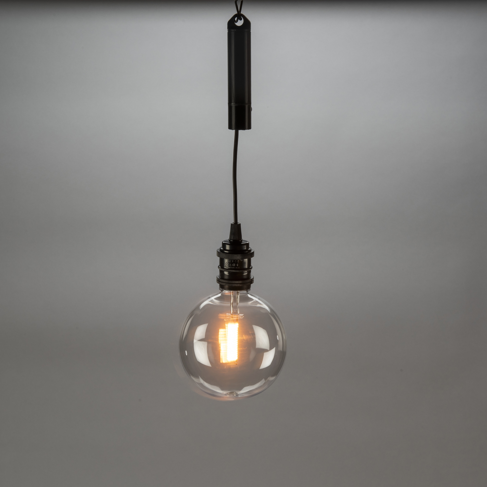 Uppladdningsbar LED-Lampa Gnojsö Konstsmide ink Takupphängning Amber Timer 6h