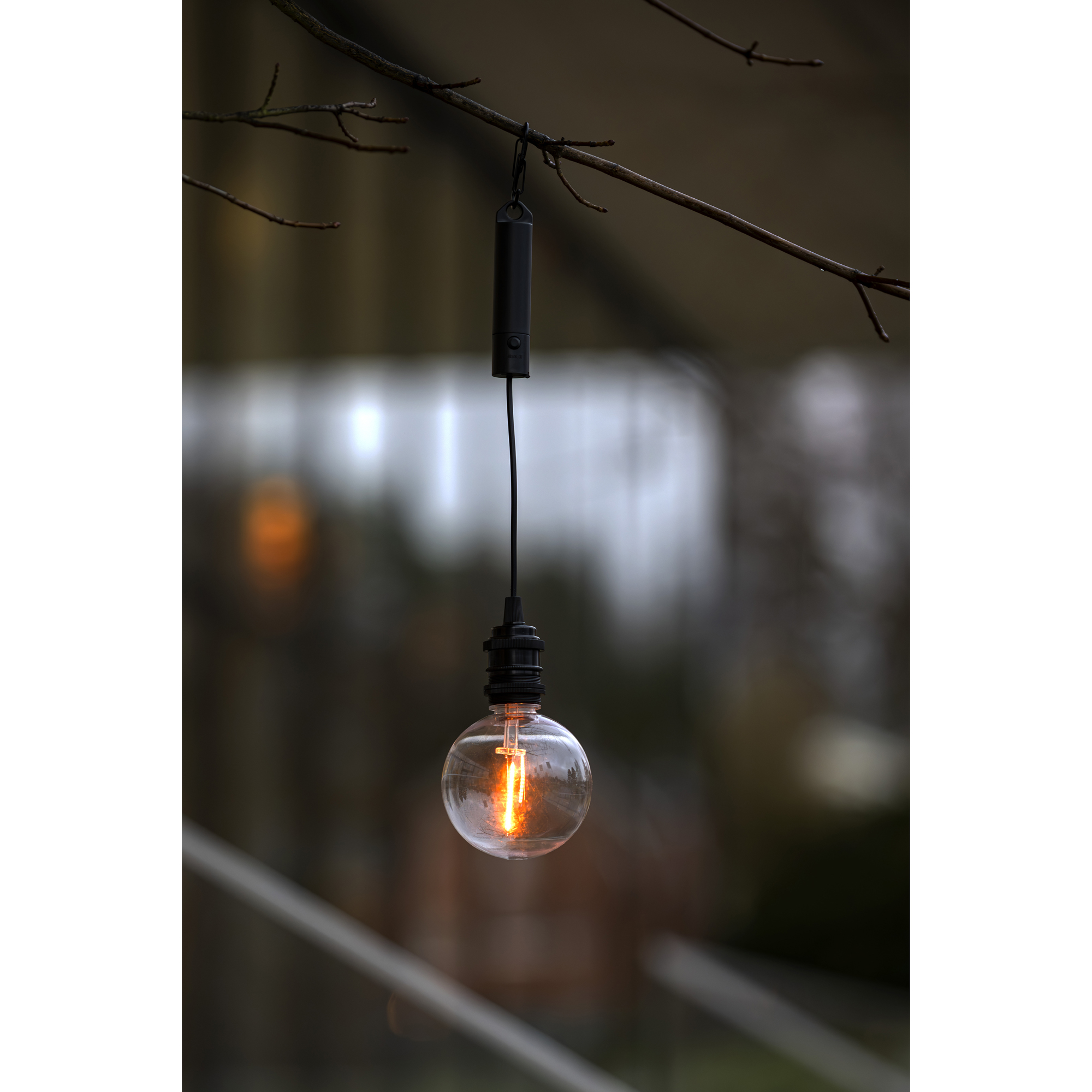Uppladdningsbar LED-Lampa Gnojsö Konstsmide ink Takupphängning Amber Timer 6h