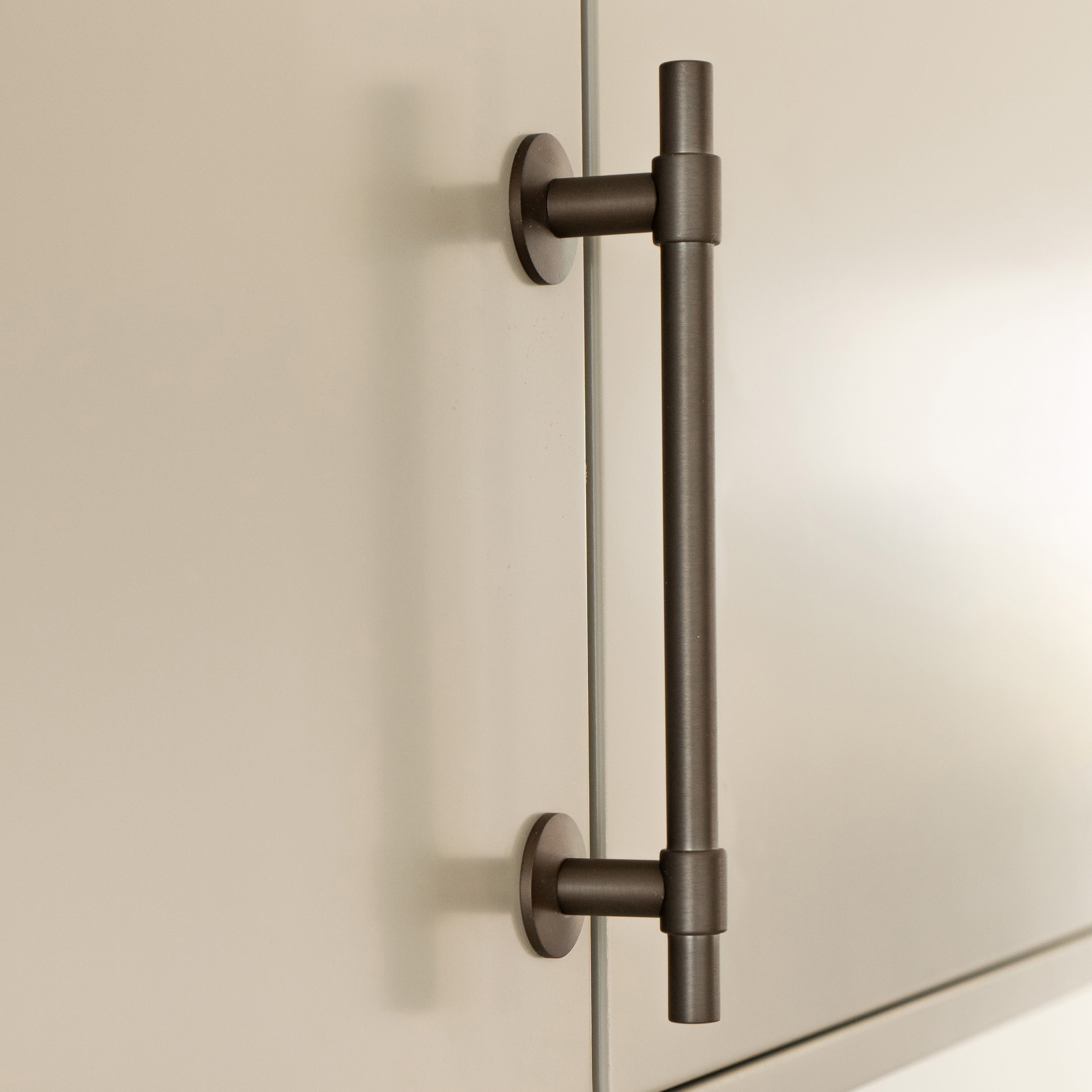 Handtag Beslag Design Uniform cc 128 mm