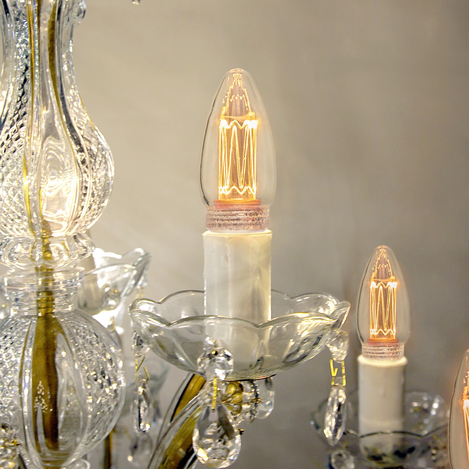 LED-lampa Star Trading E14 C37 New Generation Classic Dimbar 2,3W