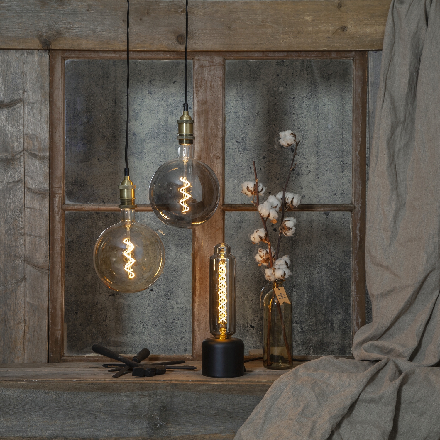 LED-lampa Star Trading E27 G200 Industrial Vintage Dimbar 2,6W