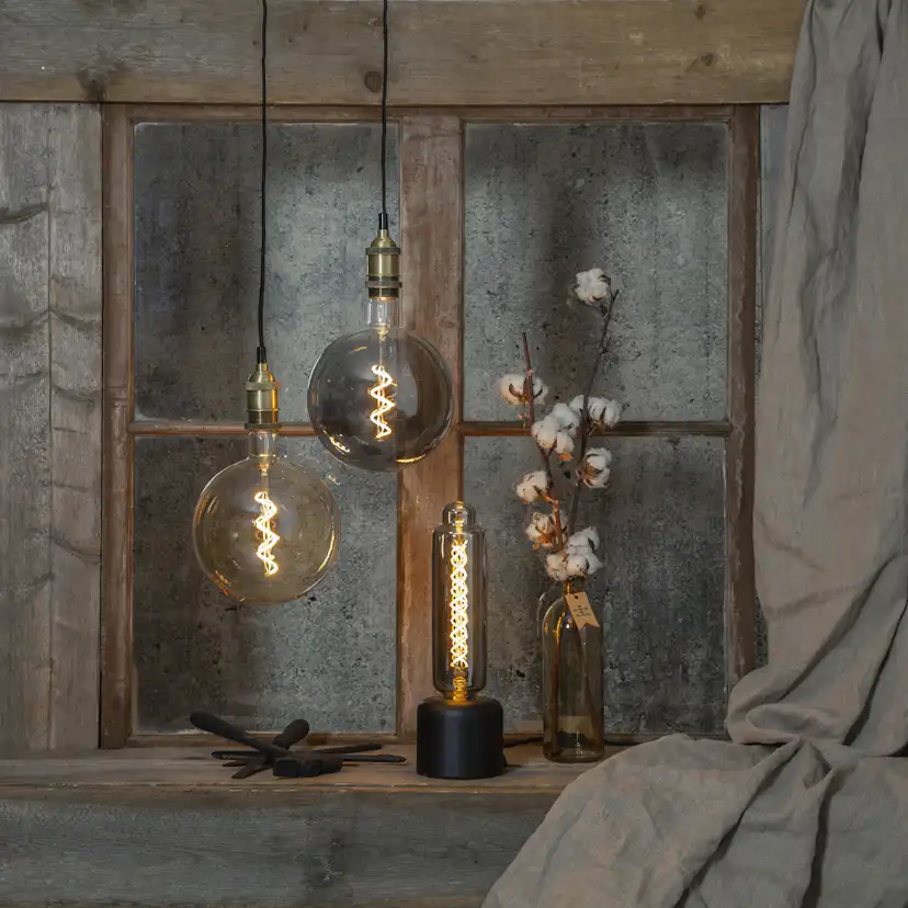 LED-lampa Star Trading E27 G200 Industrial Vintage Dimbar 2,6W