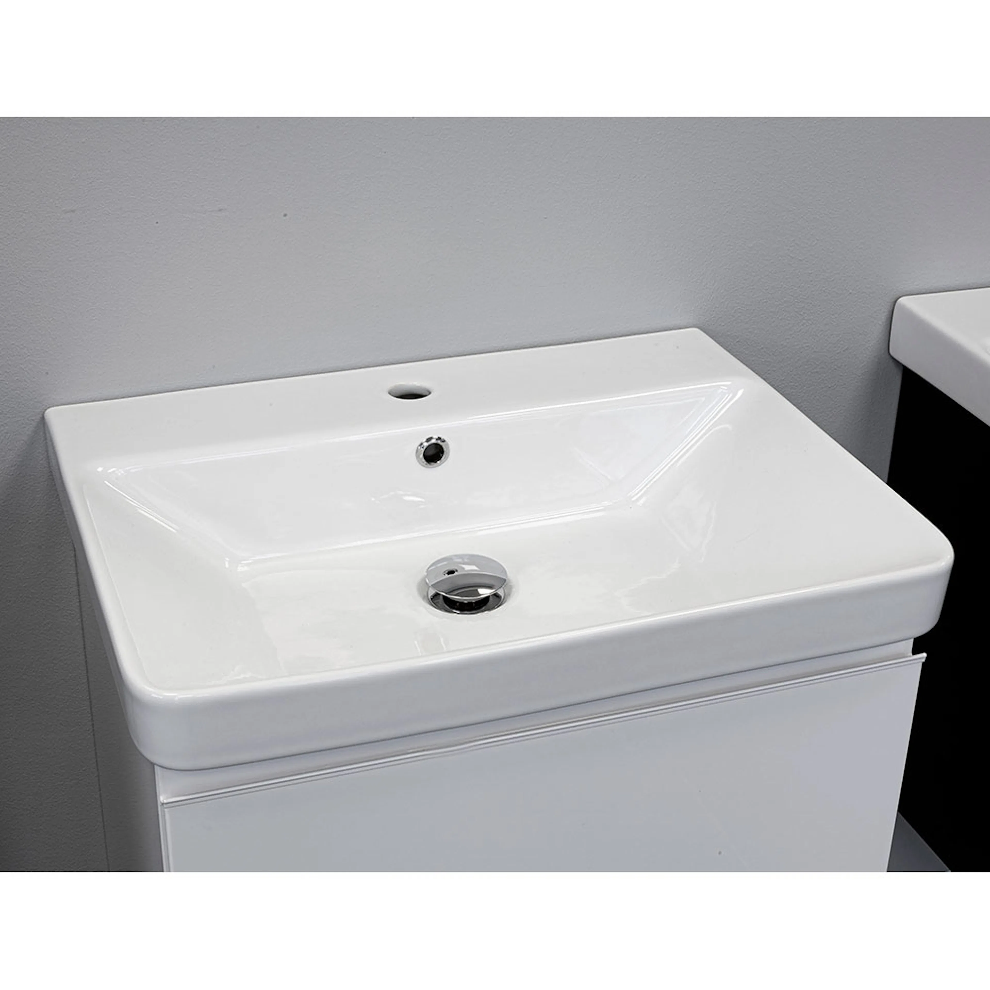 Tvättställ Arrow Victoria 600