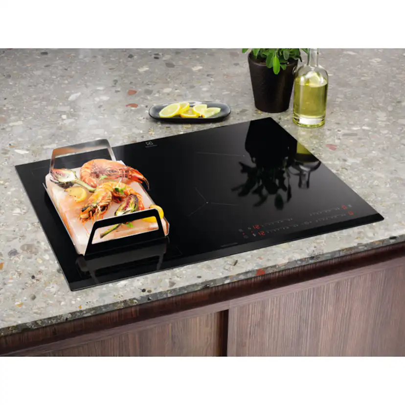 Induktionshäll Electrolux FlexiBridge HOB750MF Svart med Smarta Funktioner