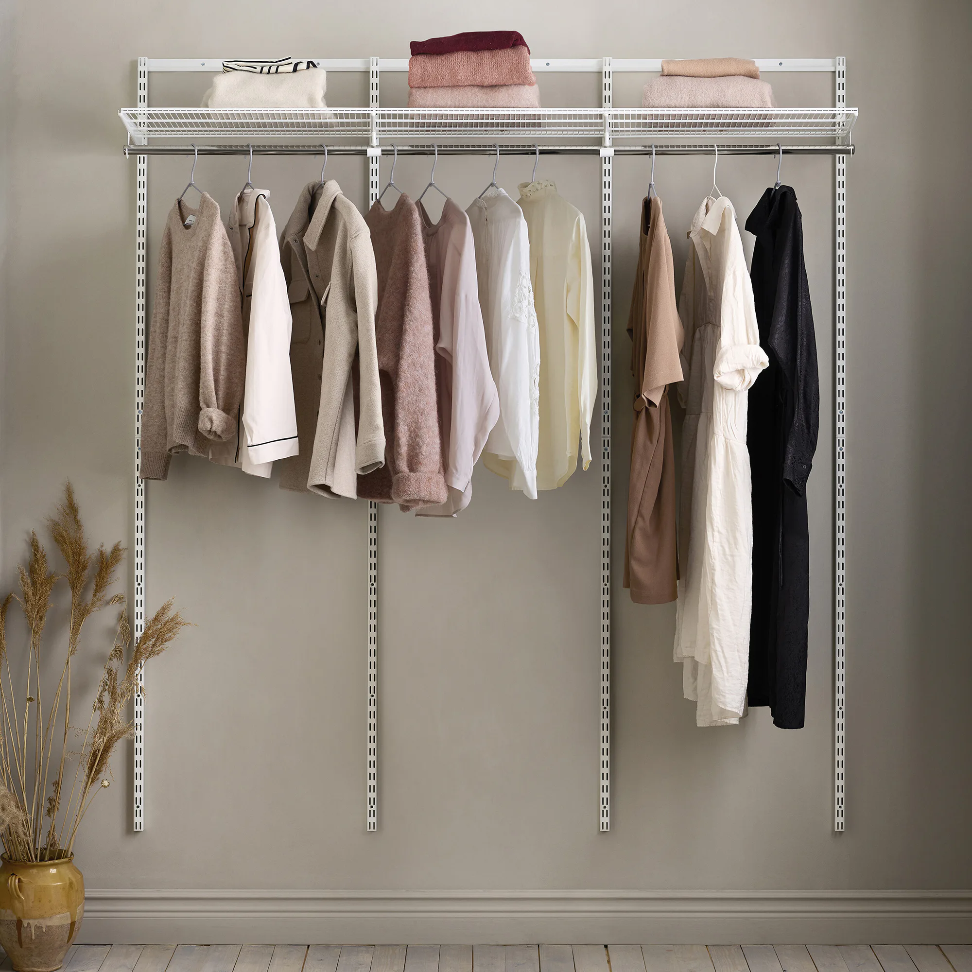 Garderobslösning Elfa Classic Starter Kit 3 Sektioner B: 1855mm