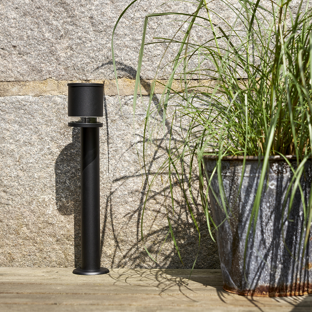 Solcell Pollare Star Trading Vienna LED