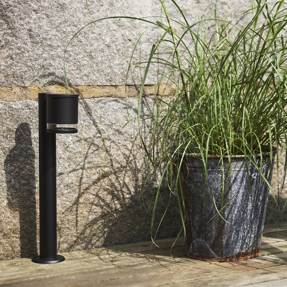 Solcell Pollare Star Trading Vienna LED