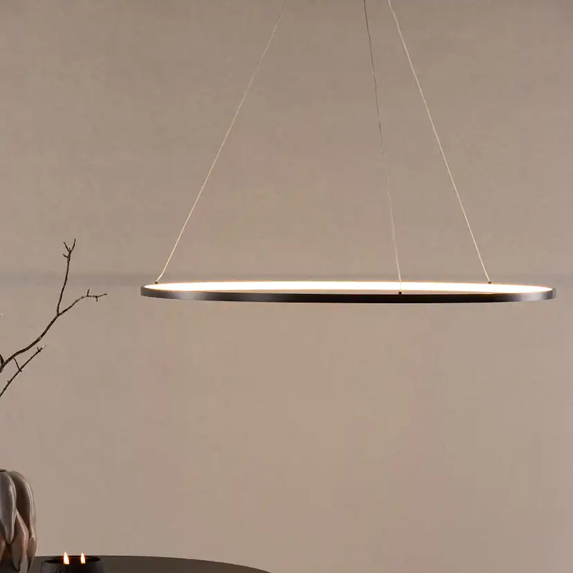 Taklampa Vind Rödäng x Josefin Lustig LED-Lampa Svart Aluminium