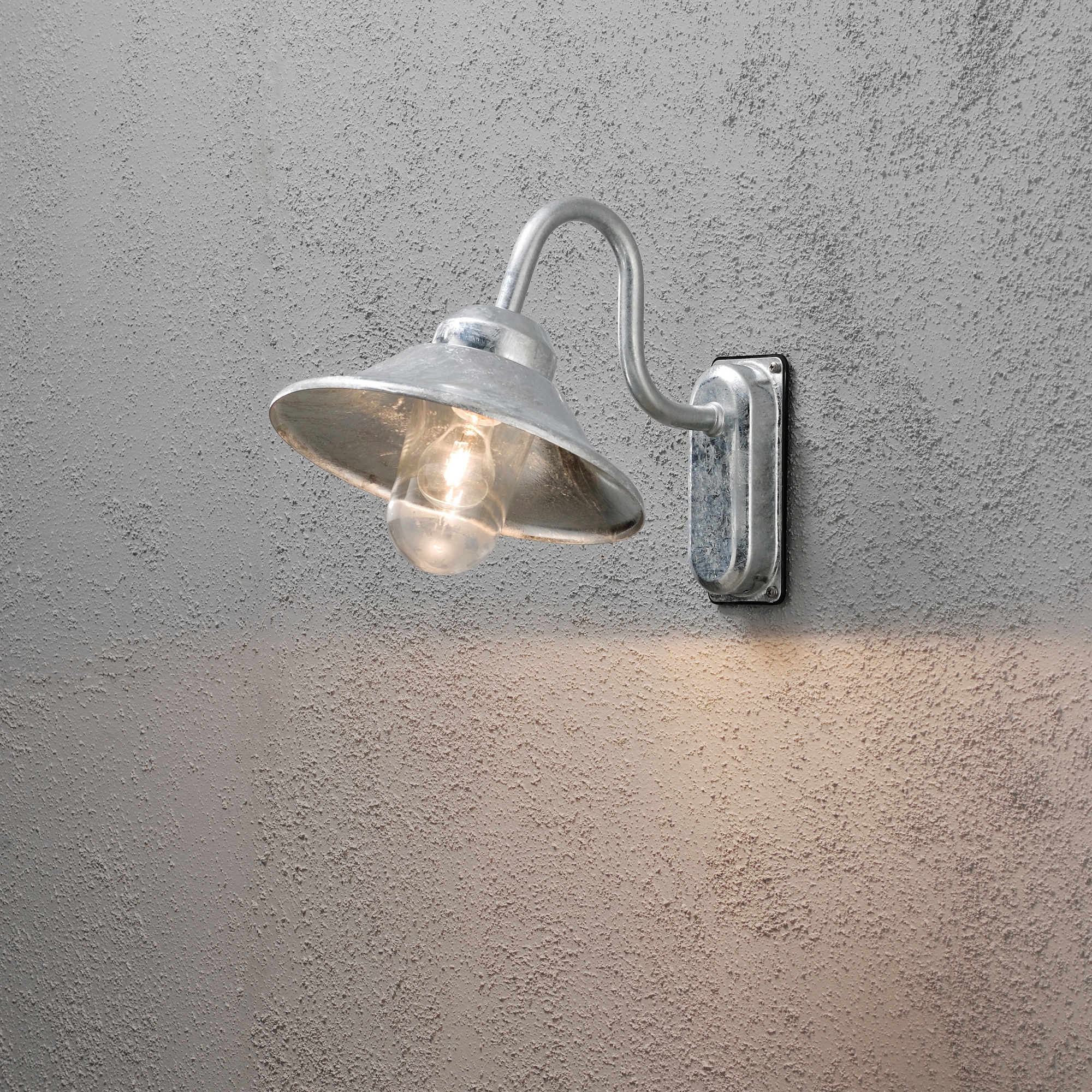 Vägglykta Gnosjö Konstsmide Vega E27 30 cm