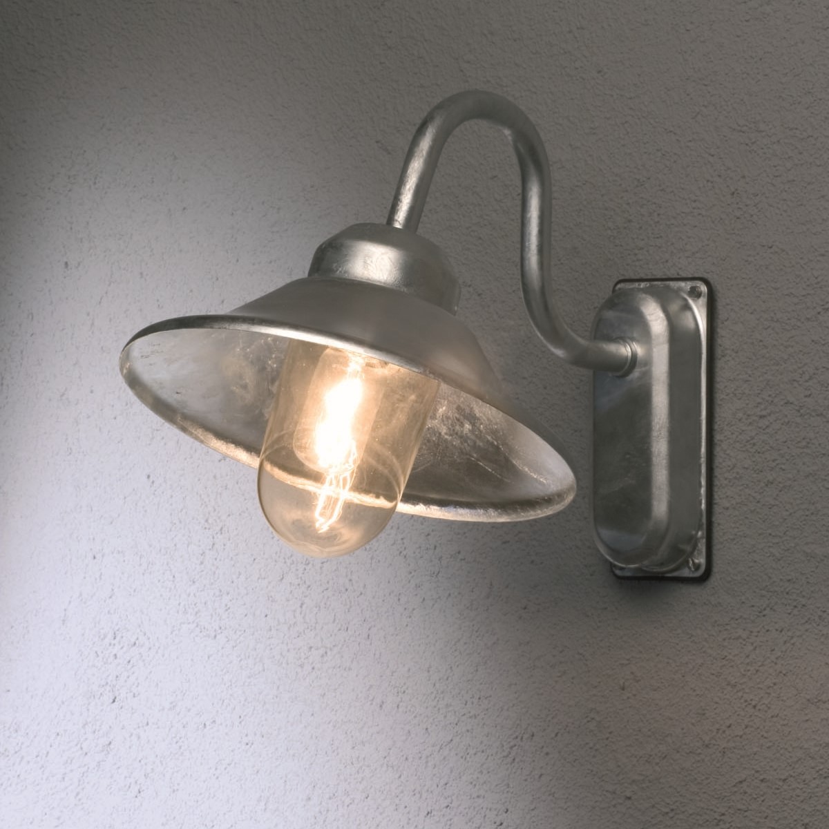 Vägglykta Gnosjö Konstsmide Vega E27 30 cm