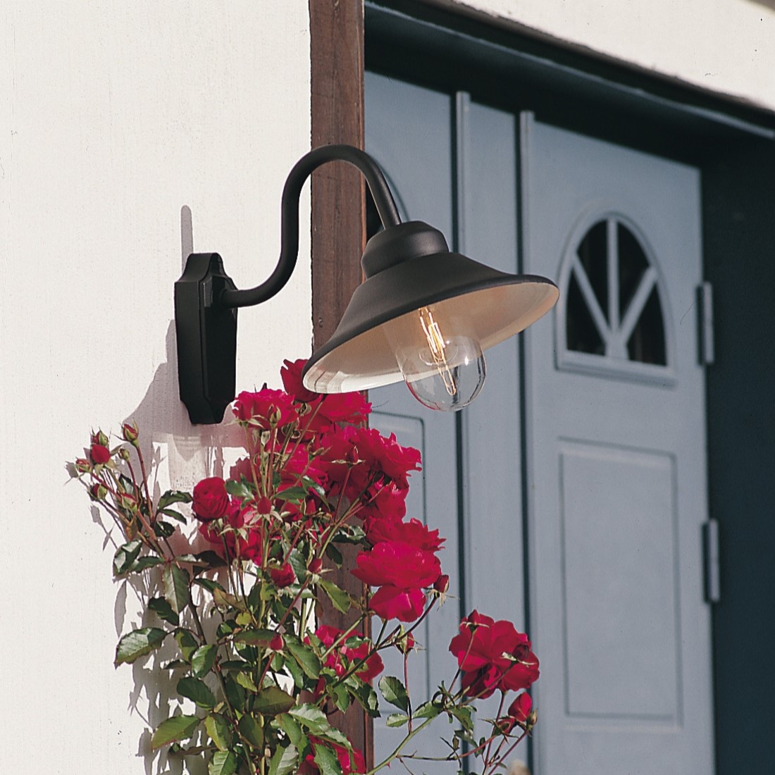 Vägglykta Gnosjö Konstsmide Vega E27 30 cm