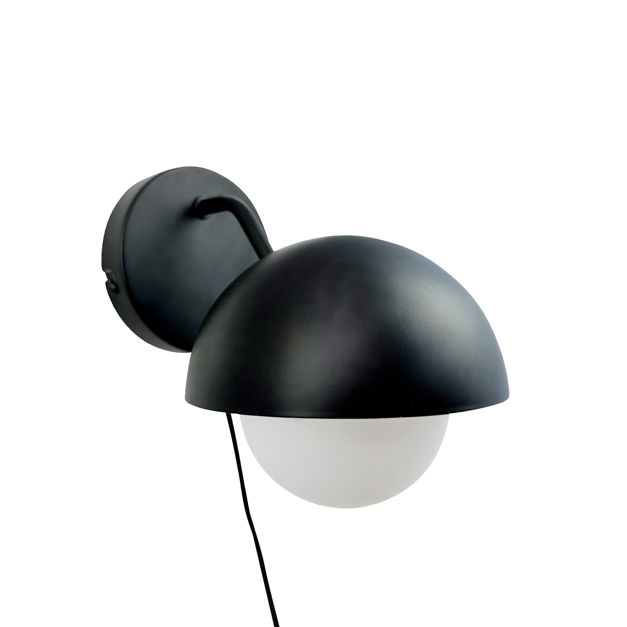 Vägglampa Dyberg Larsen Rose