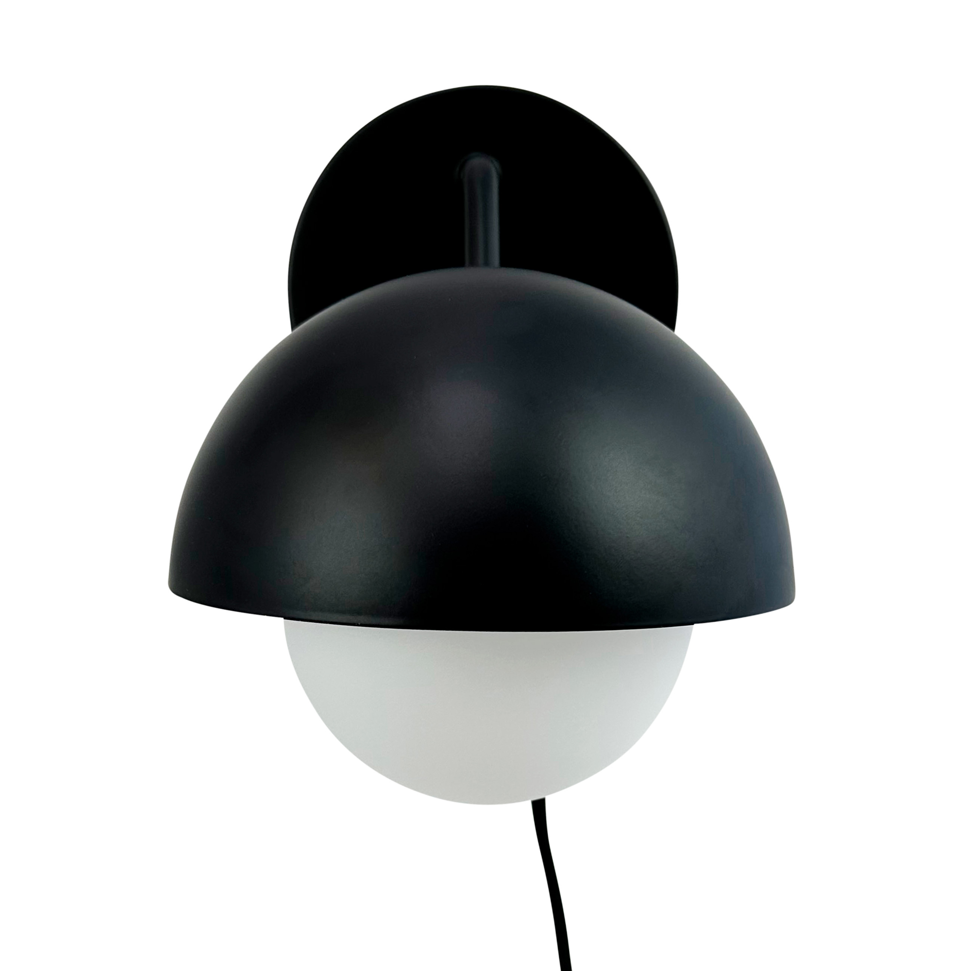 Vägglampa Dyberg Larsen Rose