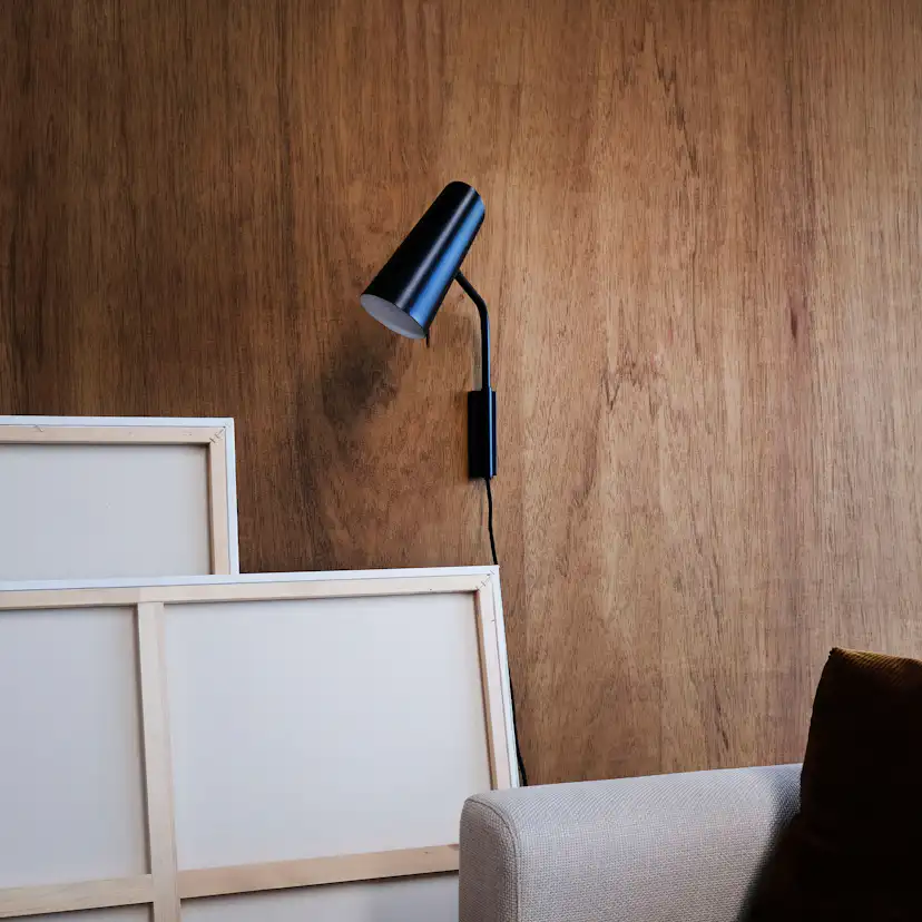 Vägglampa Dyberg Larsen Pallas