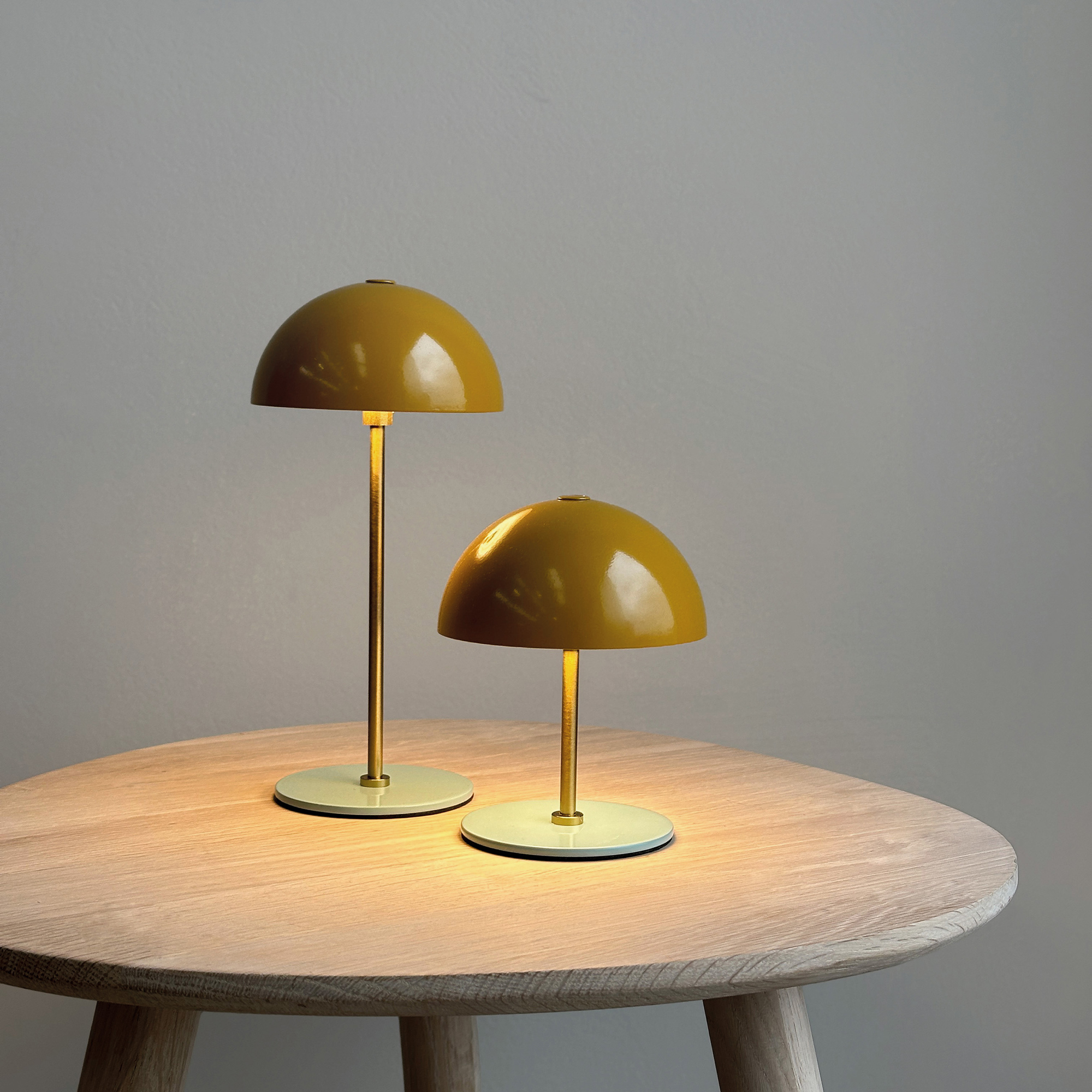 Bordslampa Dyberg Larsen Along Mini 2-pack LED och Touchfunktion