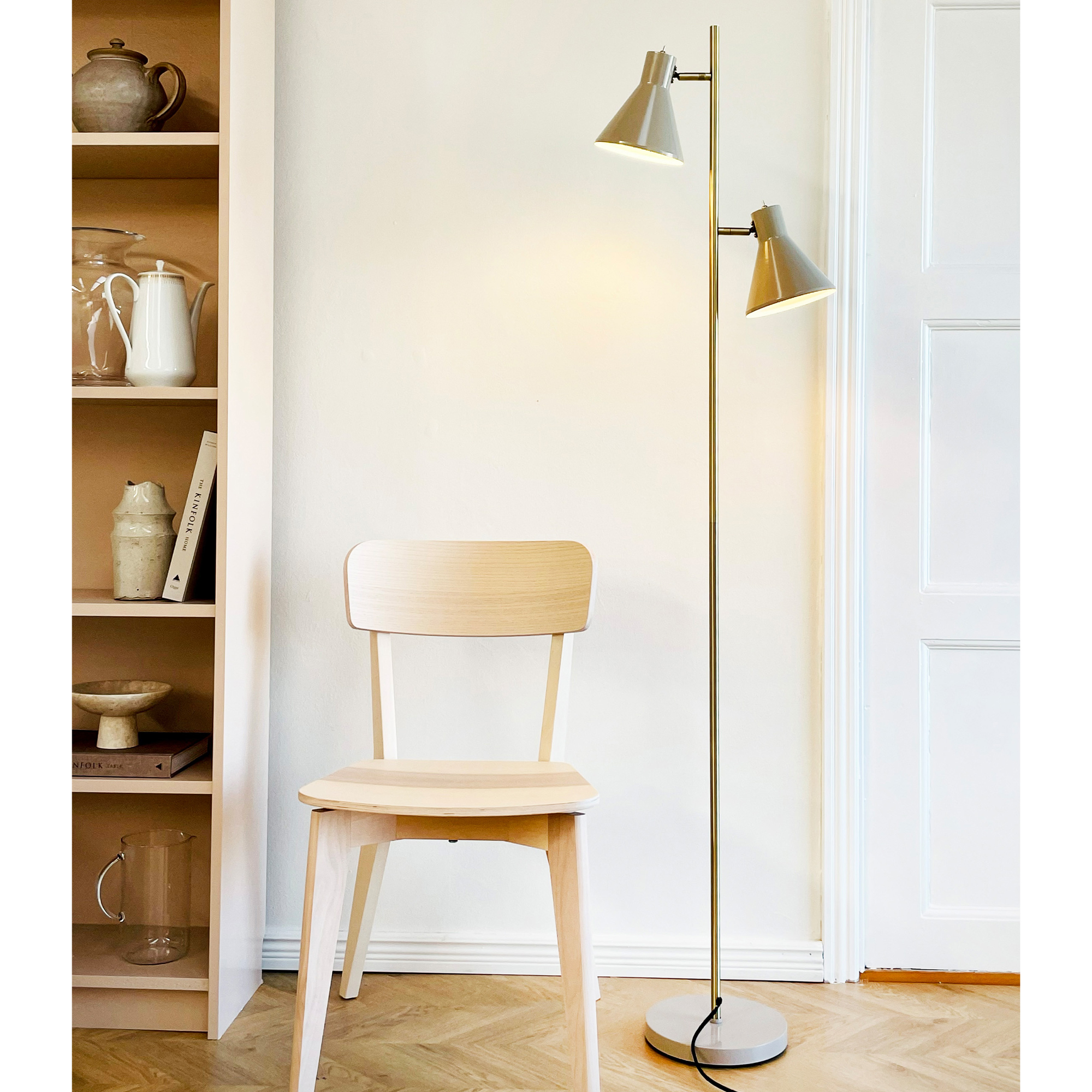 Golvlampa Dyberg Larsen Sleep