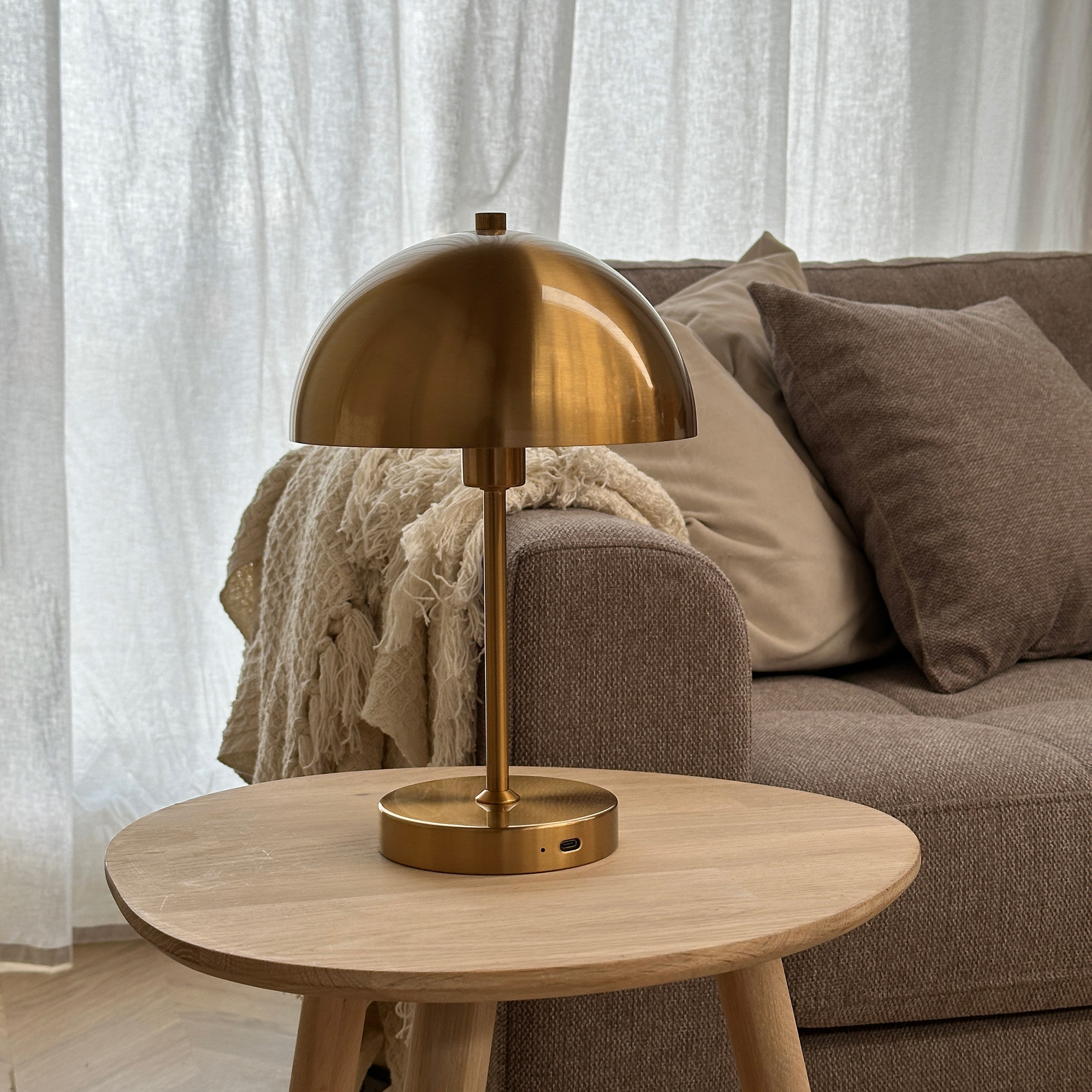 Portabel Bordslampa Dyberg Larsen Stockholm LED Uppladdningsbar