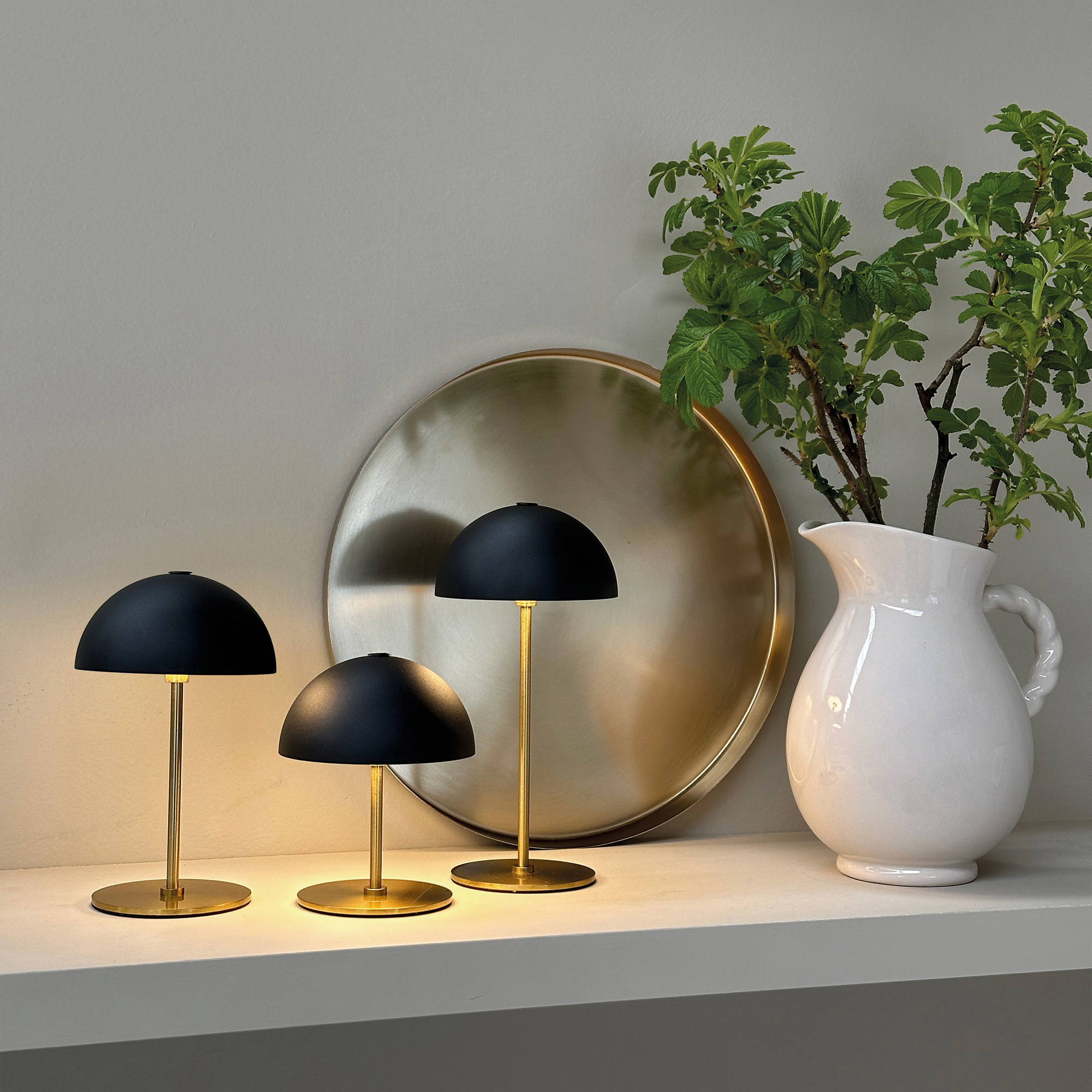 Bordslampa Dyberg Larsen Along Mini 3-pack med Bricka