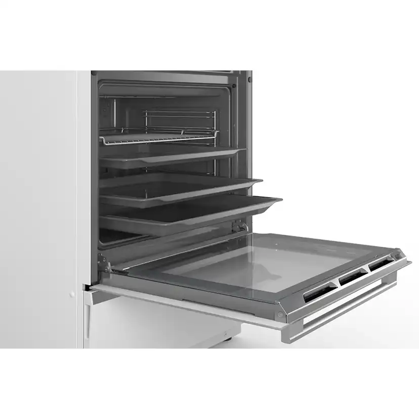 Induktionsspis Bosch Serie 6 HLS79W321U Vit med AutoPilot och Pyrolys