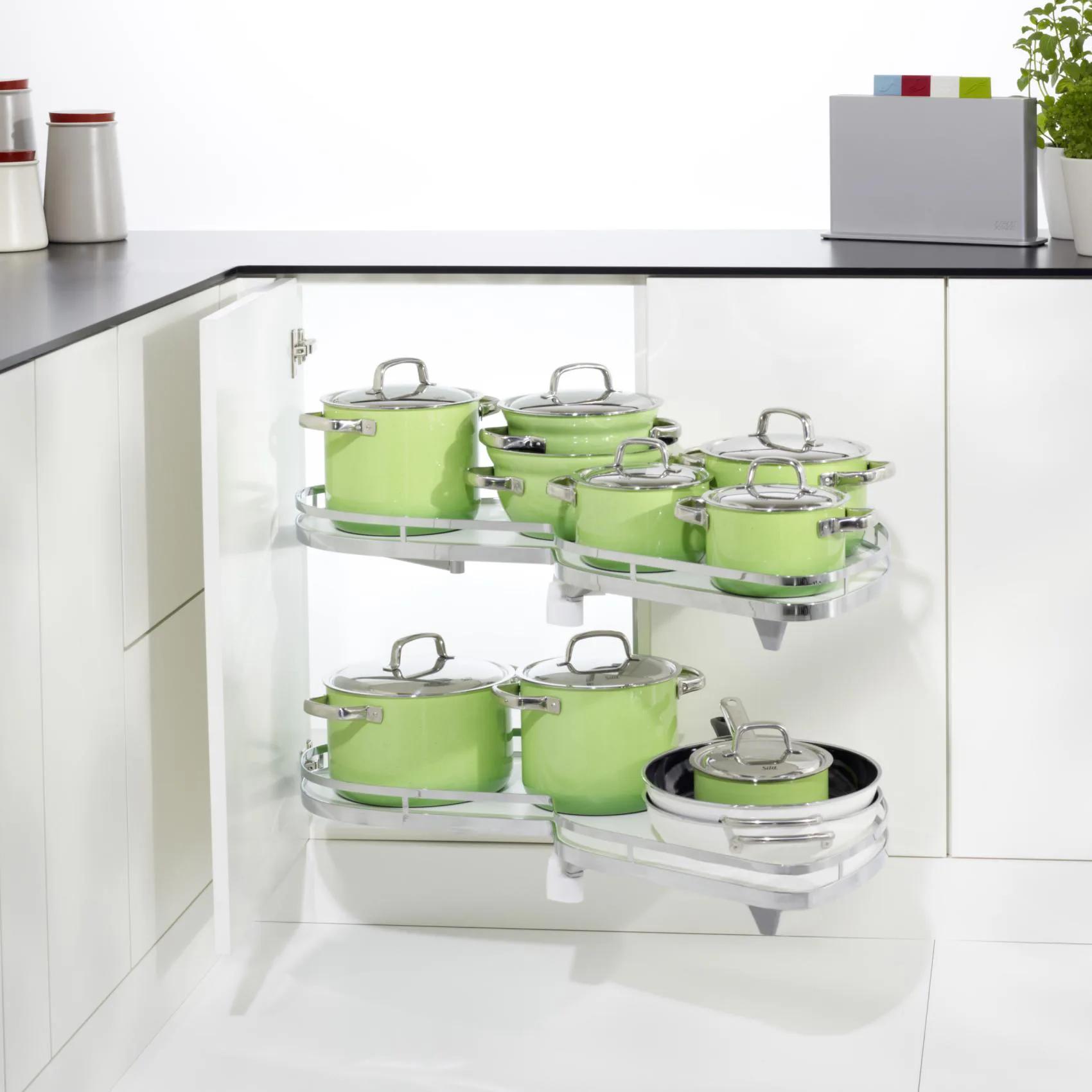 Hörnskåpsutdrag Theofils Kesseböhmer Lemans II Arena Plus Style