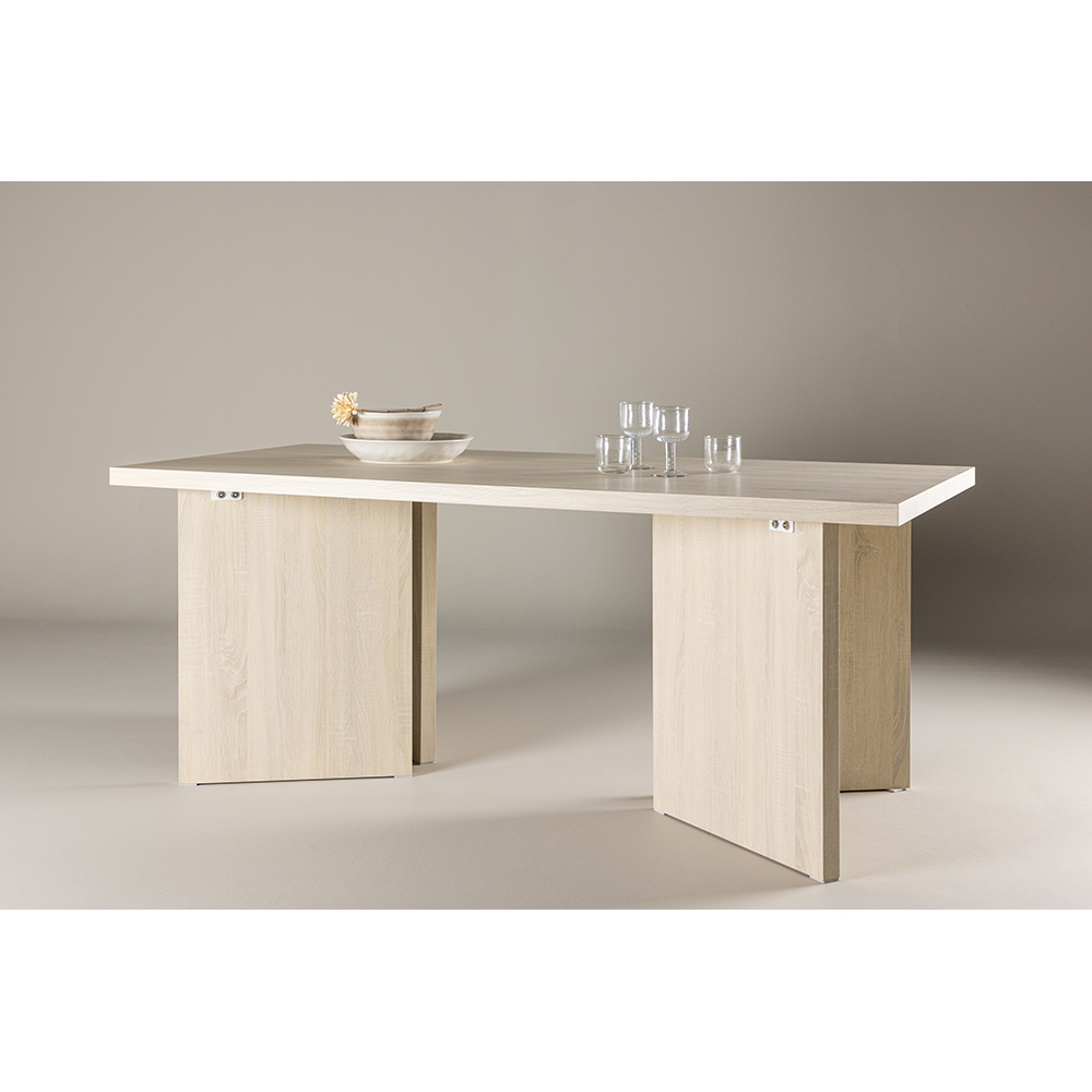 Matbord Vind Bassholmen 180 cm