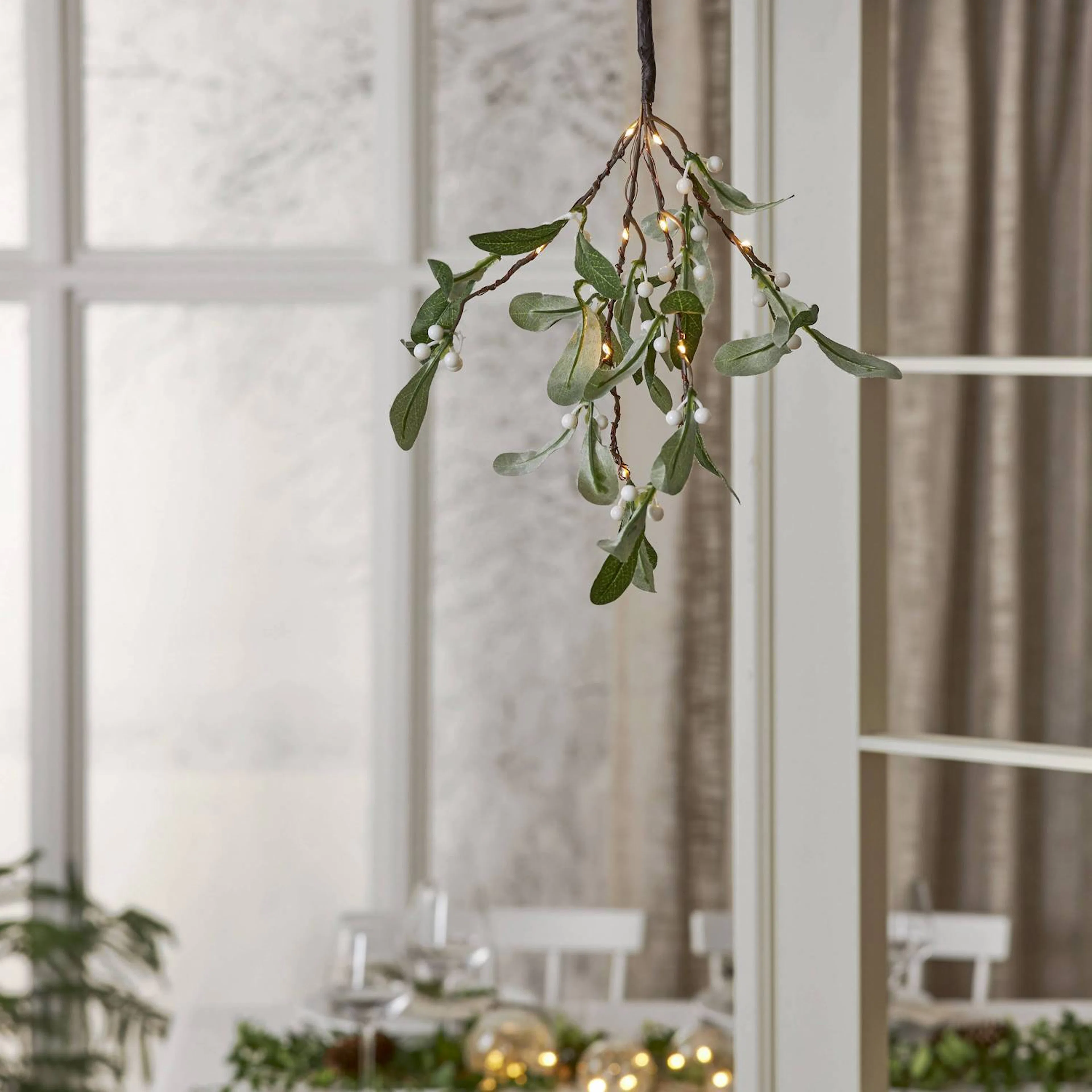 Dekorationskvist Star Trading Mistel med LED-ljus Batterislinga