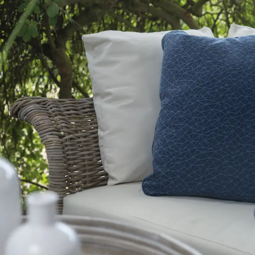 Loungesoffa Utomhus Hillerstorp Edsklinta 2-sits i Naturrotting med Dynor