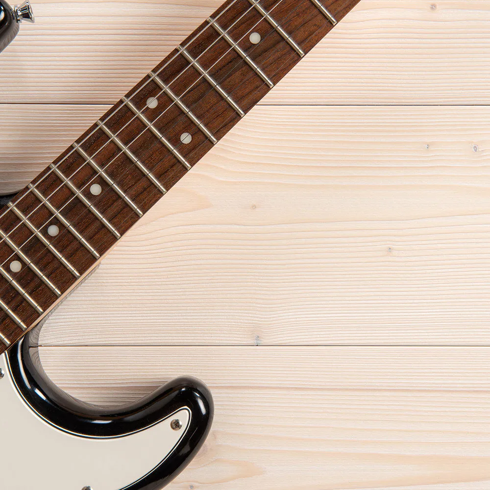 Massivt Trägolv DalaFloda HardSpruce Pearl Borstat & Vittonat 1-Stavs Grangolv